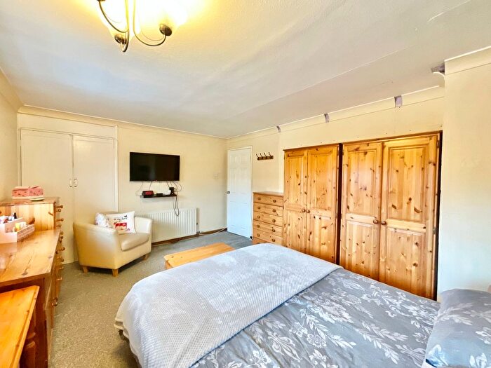 3 Bedroom Terraced House For Sale In Priory Road, Stone, ST15 - Photo 12