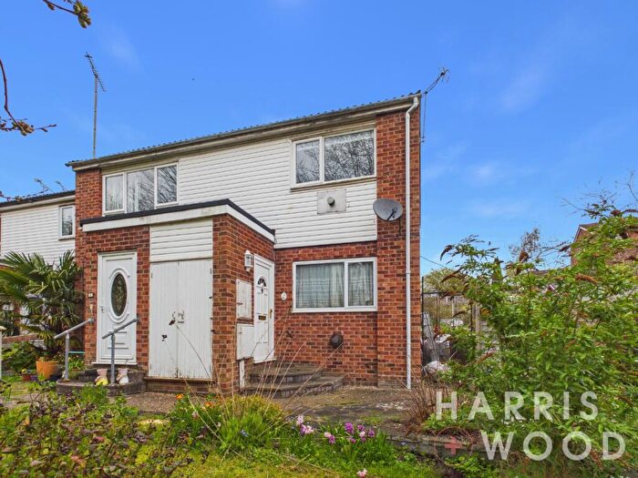 2 Bedroom Ground Maisonette For Sale In Sadler Close, Colchester, Essex, CO2