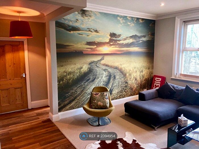 2 Bedroom Flat To Rent In Raybourne, Bournemouth, BH1