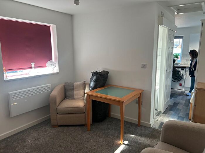 1 Bedroom Studio To Rent In Stone House Grove, Bartley Green, B32