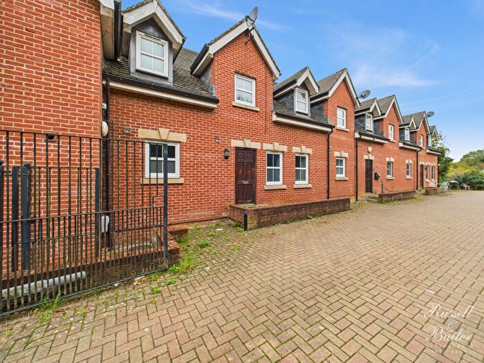2 Bedroom Flat For Sale In The Old Maltings, Station Terrace, Buckingham, MK18