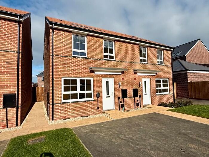 3 Bedroom Semi-detached House To Rent In Ilex Drive, Fiddington Fields, Tewkesbury, Gloucestershire, GL20
