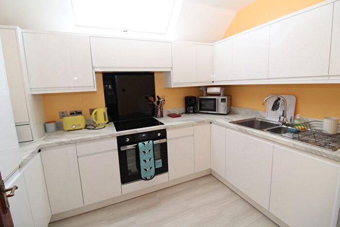 2 Bedroom Flat For Sale In Chichester Gardens, Belfast, BT15