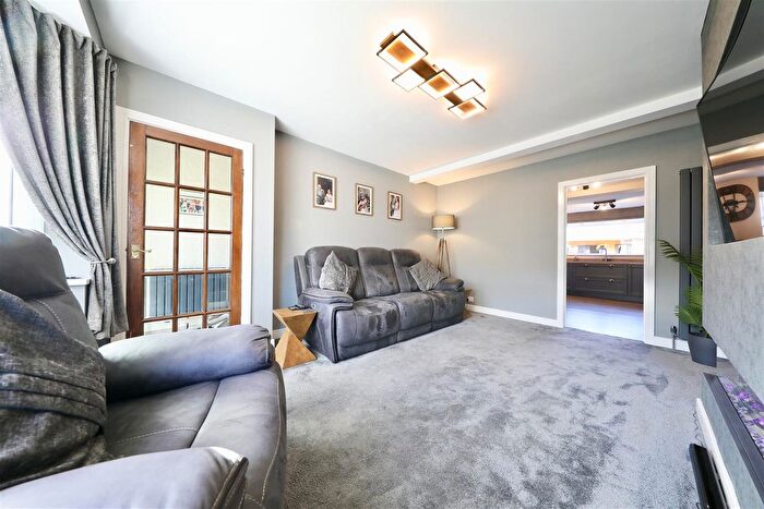 2 Bedroom Terraced House For Sale In Camborne Grove, Hull, HU8