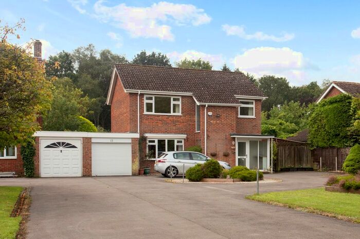 4 Bedroom Detached House For Sale In Standford Hill, Standford, GU35