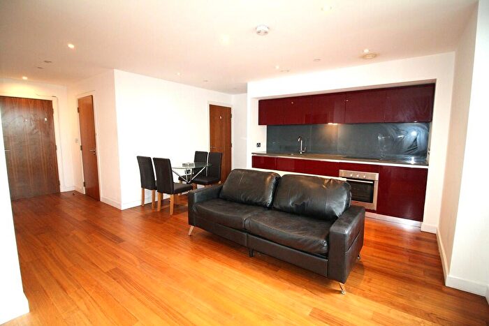 1 Bedroom Apartment To Rent In Th Floor Furnished Bedroom Apartment In The Heart Of The City At City Lofts, S1