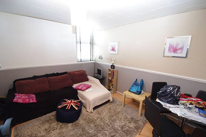 1 Bedroom Flat To Rent In Malborough Road, Watford, WD18