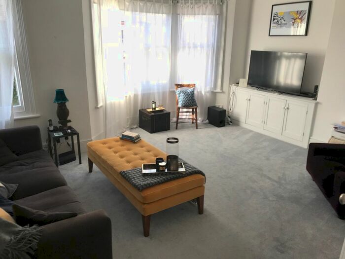 1 Bedroom Flat To Rent In Tressillian Road, London, SE4