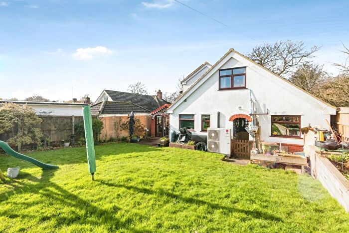 3 Bedroom Detached Bungalow For Sale In Wash Lane, Kessingland, Lowestoft, NR33