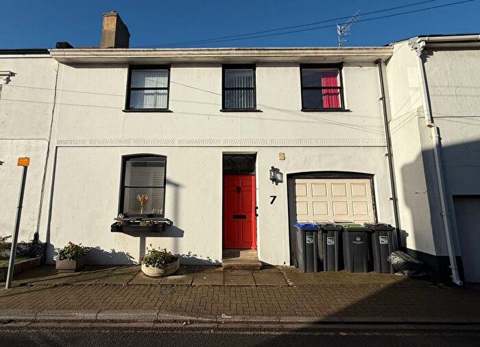 4 Bedroom Detached House To Rent In West Street, Shoreham, BN43