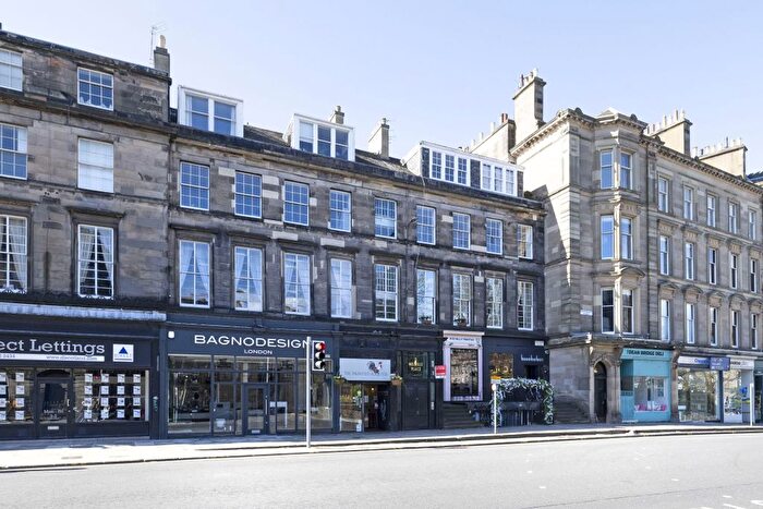 3 Bedroom Flat To Rent In Melville Place, West End, Edinburgh, EH3