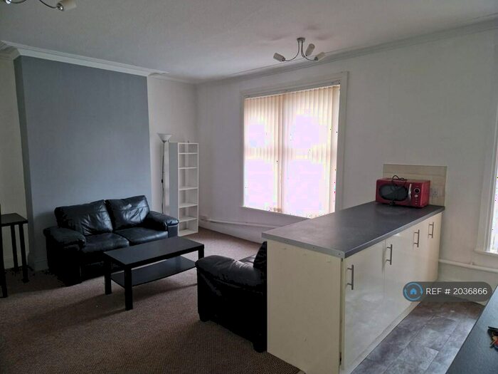 1 Bedroom Flat To Rent In Park Mount, Leeds, LS5