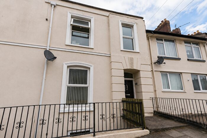 1 Bedroom Apartment To Rent In Arundel Crescent, PL1