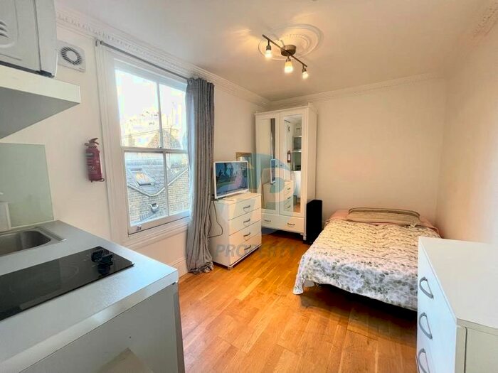 Studio To Rent In St Petersburgh Place, Bayswater, London, W2