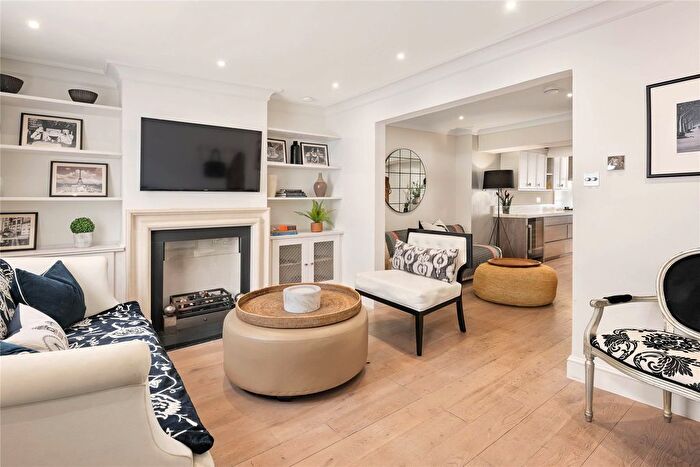 4 Bedroom Terraced House For Sale In Elystan Place, Chelsea, London, SW3
