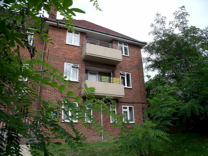 3 Bedroom Flat To Rent In Kingston House, Surbiton Road, Kingston, KT1