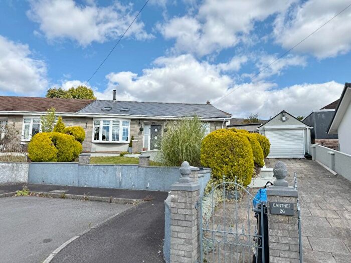 3 Bedroom Semi-Detached Bungalow For Sale In Gwaunfarren Close, Merthyr Tydfil, CF47