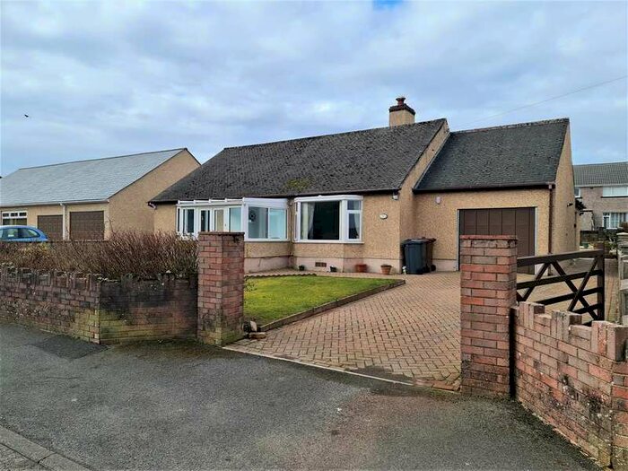 Houses to rent in Cleator Moor, Cumbria
