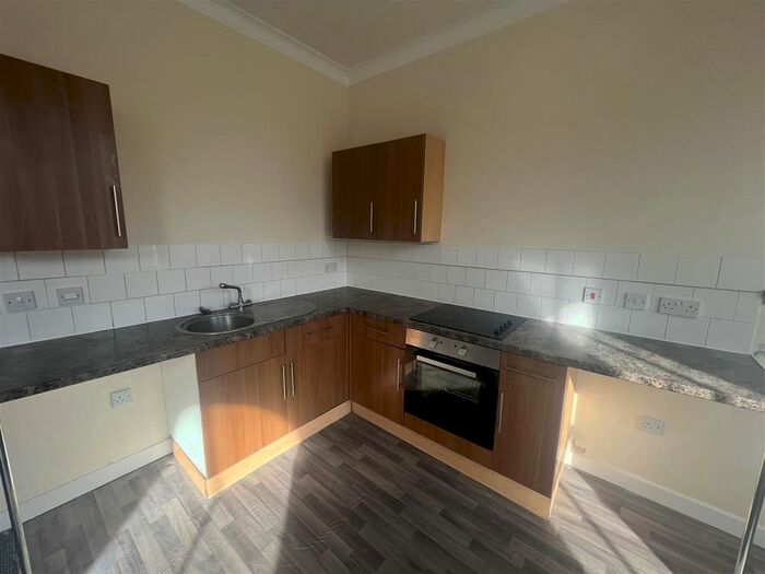 2 Bedroom Flat To Rent In Hessle Road, Hull, HU3