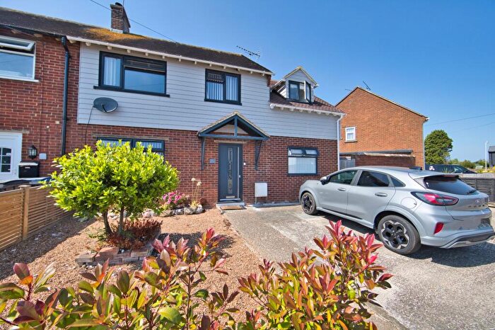 3 Bedroom Semi-Detached House For Sale In Middle Deal Road, Deal, Kent, CT14