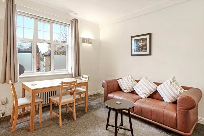 1 Bedroom Flat To Rent In Gilling Court, Belsize Grove, NW3