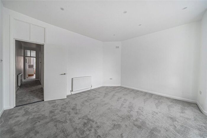 1 Bedroom Apartment For Sale In Whitehall Mansions, Lidyard Road London, N19