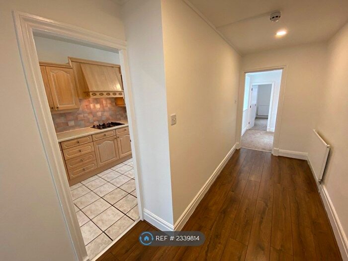 3 Bedroom Flat To Rent In St. Andrews Road South, Lytham St. Annes, FY8