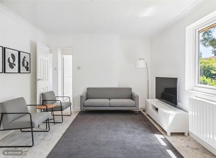 2 Bedroom Apartment For Sale In Sherrin Way, Bristol, BS13