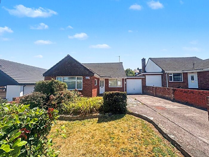 4 Bedroom Detached Bungalow To Rent In Somerset Avenue, Exeter, EX4