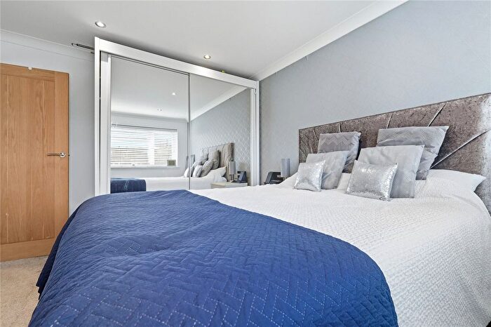 4 Bedroom Semi-Detached House For Sale In Estuary Gardens, Great Wakering, Essex, SS3
