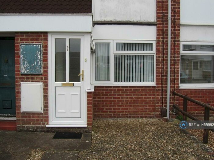 1 Bedroom Maisonette To Rent In Cubb Field, Aylesbury, HP19
