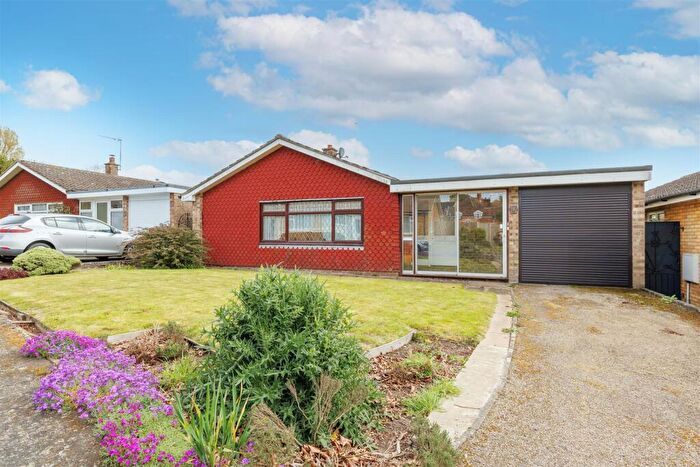 3 Bedroom Detached Bungalow For Sale In Old Orchard Close, Halesworth, IP19