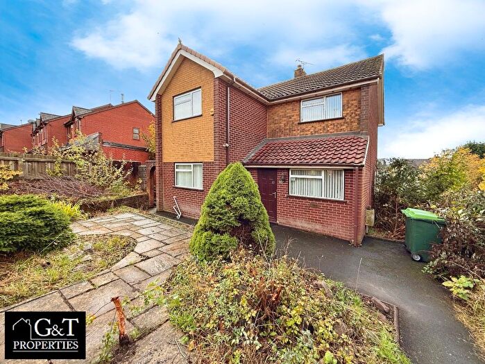4 Bedroom Detached House For Sale In Halesowen Road, Cradley Heath, B64