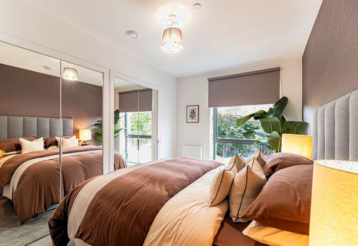 2 Bedroom Flat To Rent In Ascot Road, Watford, WD18