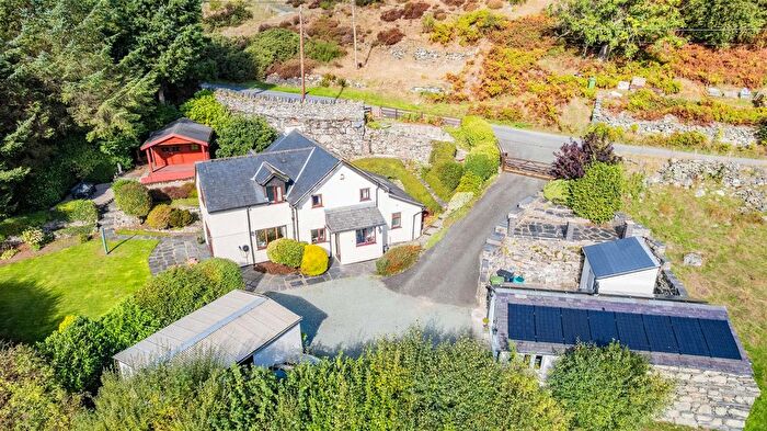 4 Bedroom Cottage For Sale In Llangynog, Oswestry, SY10