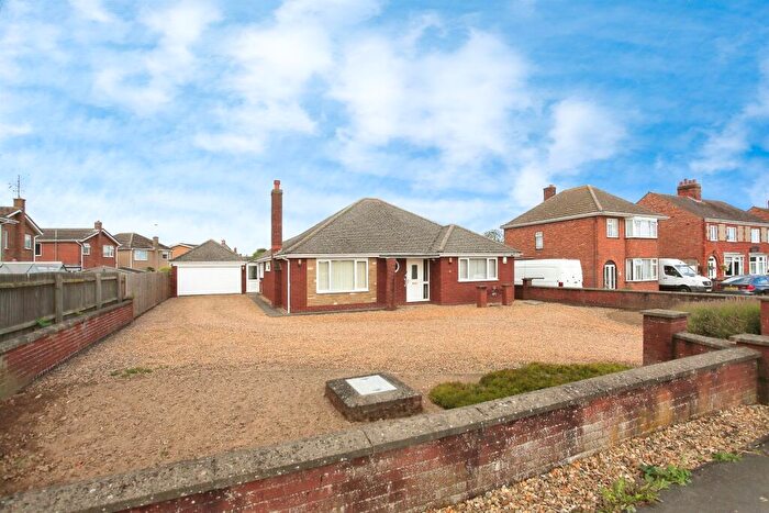 3 Bedroom Detached Bungalow For Sale In Peterborough Road, Crowland, Peterborough, PE6