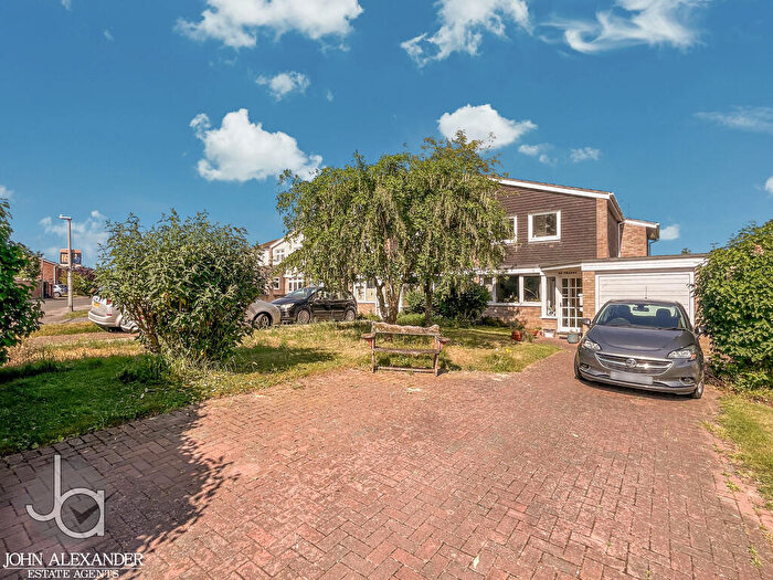 3 Bedroom Semi-Detached House For Sale In Sherwood Way, Feering, Colchester, CO5