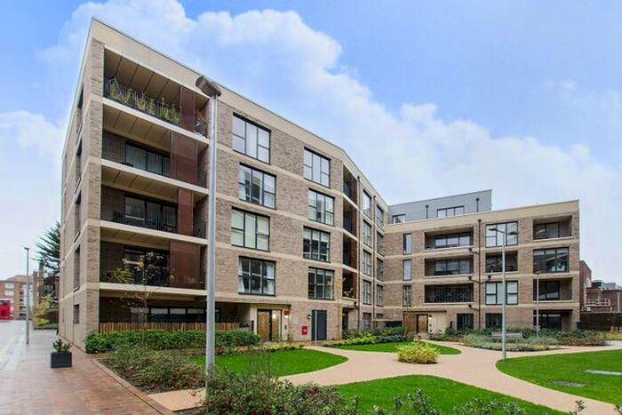 2 Bedroom Flat To Rent In Scena Way, Camberwell, London, SE5