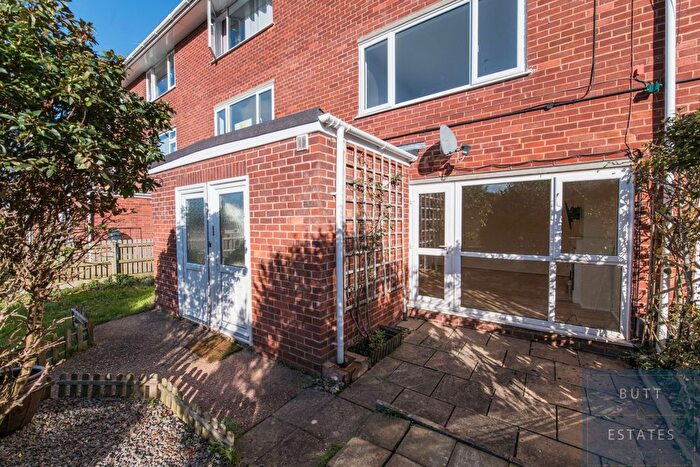 2 Bedroom Flat For Sale In Altamira, Topsham, Exeter, EX3