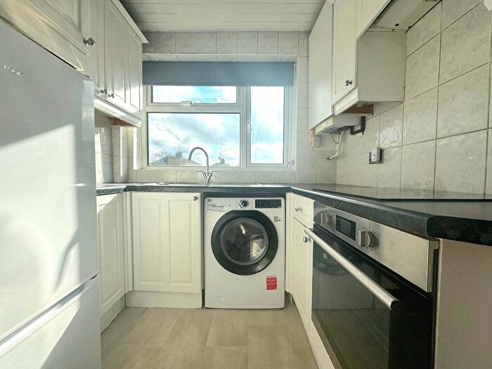 2 Bedroom Maisonette To Rent In Elmgrove Road, Harrow, HA1