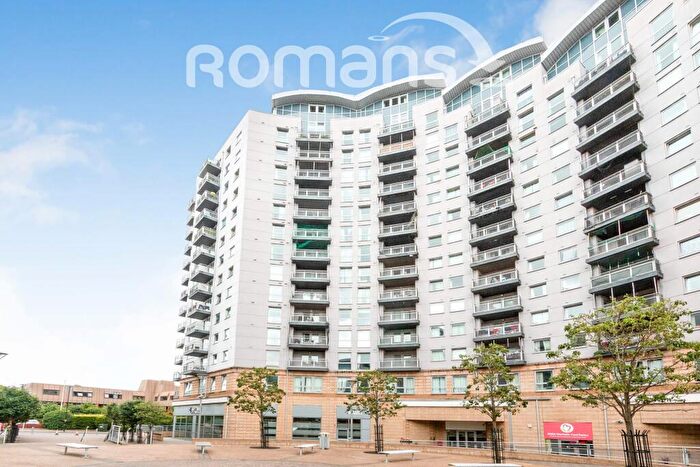 2 Bedroom Flat To Rent In Crown Heights, Alencon Link, Basingstoke, RG21