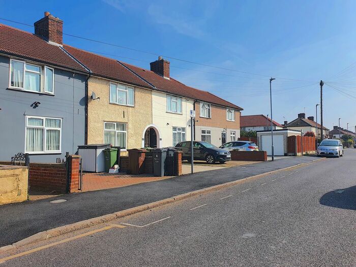 3 Bedroom Terraced House To Rent In Stanhope Road, Dagenham, RM8