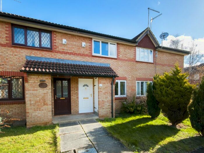 2 Bedroom Terraced House To Rent In Canterbury Close, Banbury, OX16