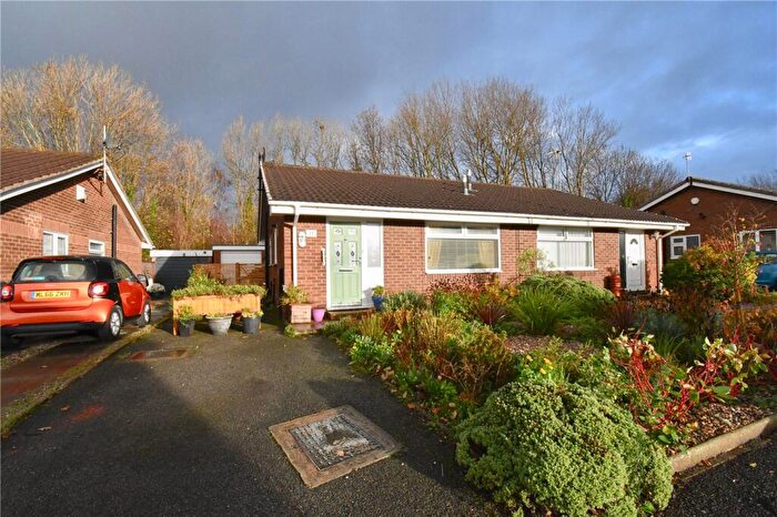 2 Bedroom Bungalow For Sale In Whitelands Meadow, Wirral, Merseyside, CH49