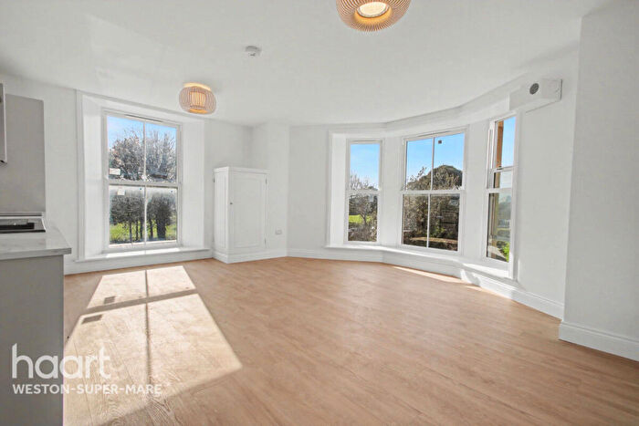 2 Bedroom Flat To Rent In Ellenborough Park North, Weston-Super-Mare, BS23