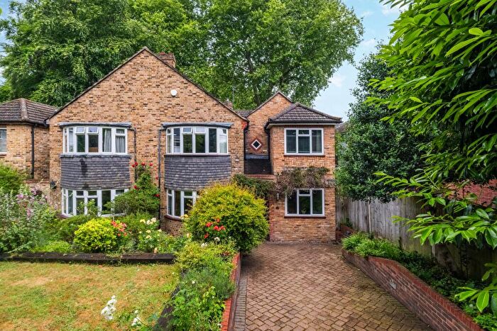 4 Bedroom House For Sale In Lee Park, London, SE3
