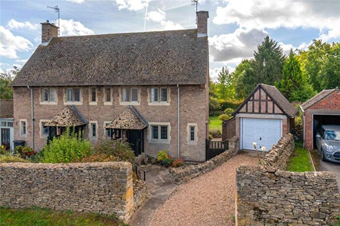 3 Bedroom Semi Detached House For Sale In Greenway Road, Blockley, Moreton-in-Marsh, Gloucestershire, GL56