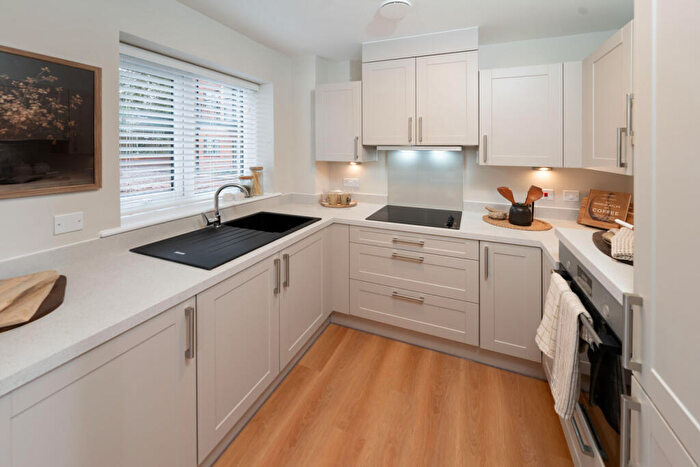 1 Bedroom Retirement Property To Rent In Topsham Road, Exeter, Devon, EX2