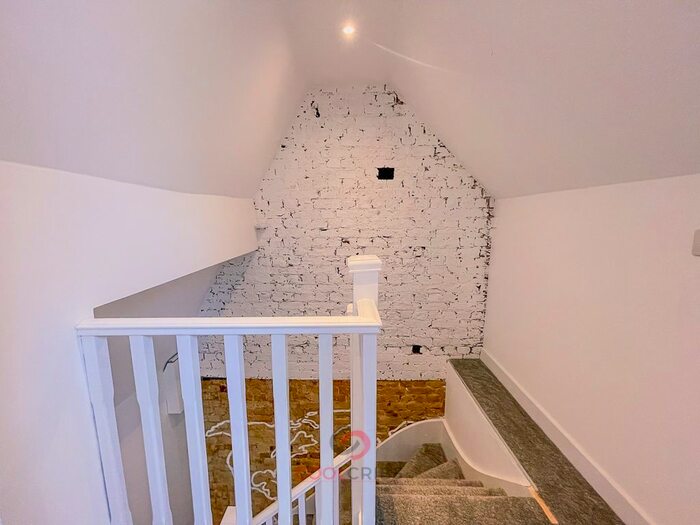 1 Bedroom Flat To Rent In Shoreditch High Street, London, E1