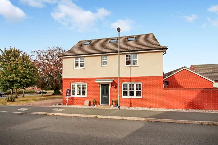 5 Bedroom Detached House For Sale In , Catlin Way, Rushden, NN10